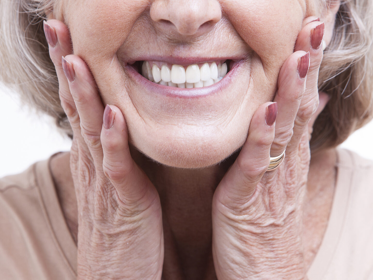 what-is-the-difference-between-economy-and-premium-dentures